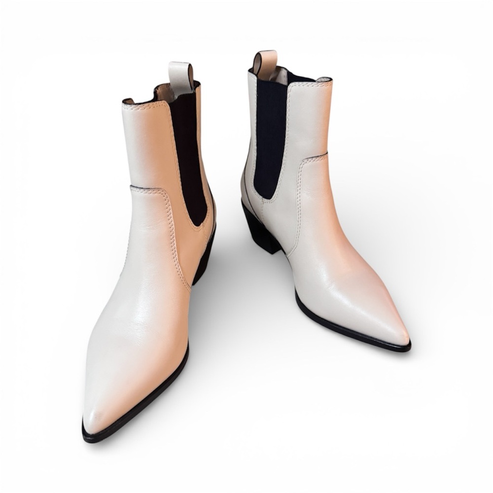 🤍 PAIGE Western Off White Ankle Boots 🤍